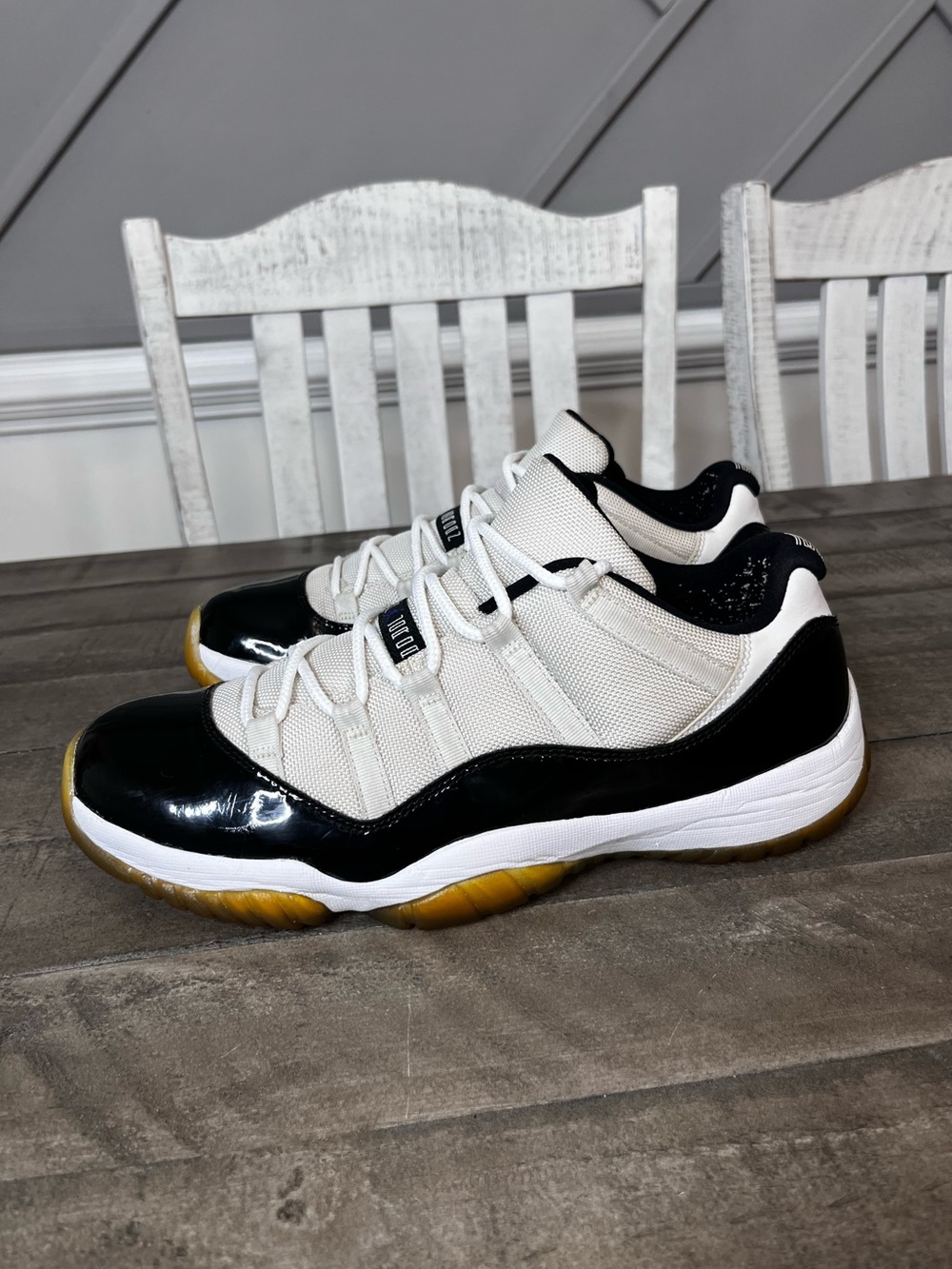 Nike Air Jordan 11 Retro Low
"Concord" 2014 Size 11.5